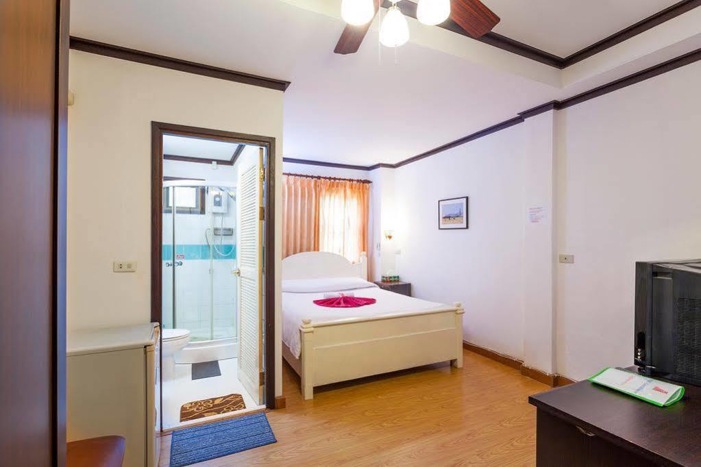 Отель Sarnn Sukhumvit 28 Бангкок Экстерьер фото