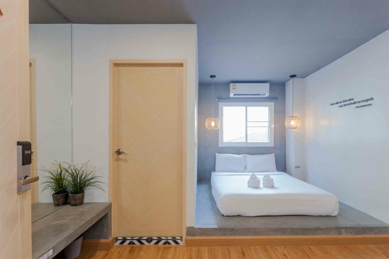 Отель Sarnn Sukhumvit 28 Бангкок Экстерьер фото